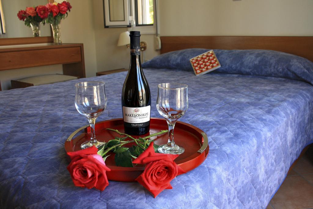 Sungate Beach Rovies Zimmer foto